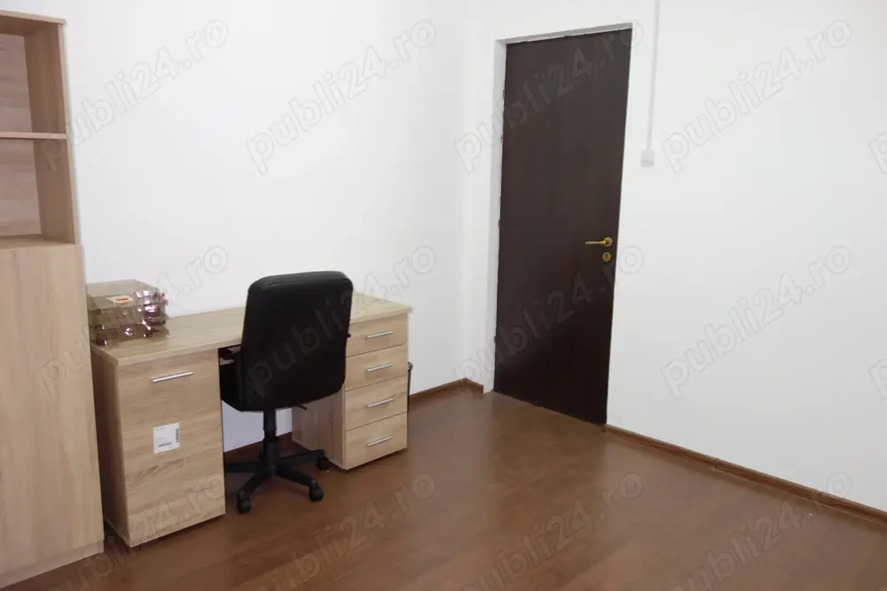Basarabia, spatiu birou - suprafata 15 mp, etaj 1