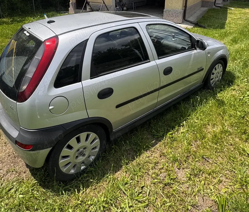 De vânzare Opel Corsa C 1.4 elegance 2003