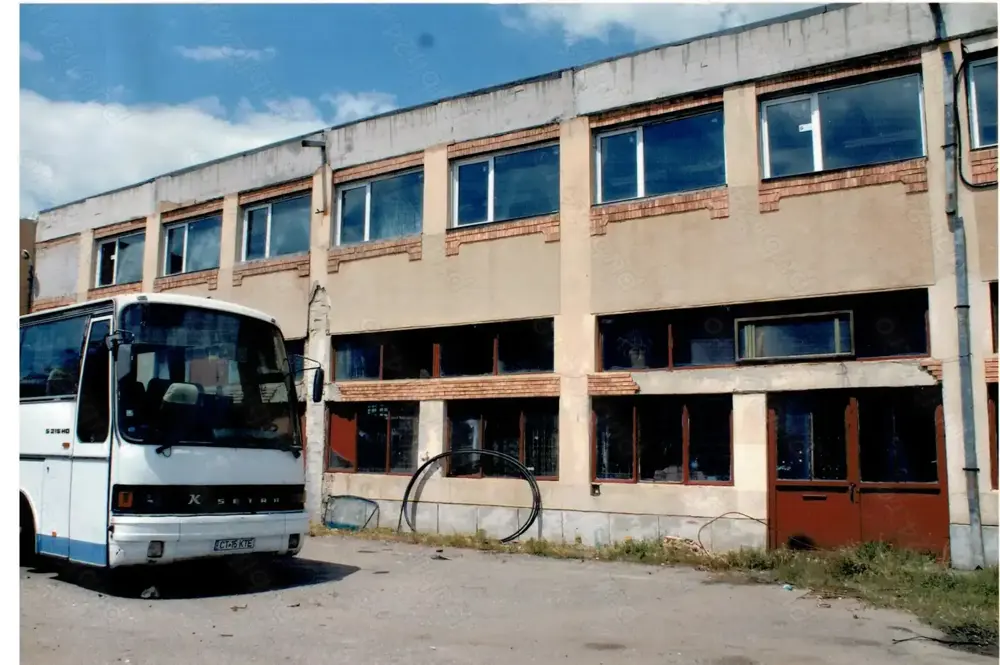 Vand etajul 1 al halei de productie