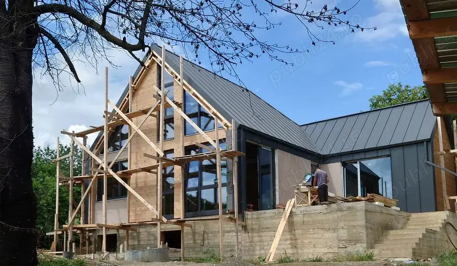 amenajari interioare,renovari,izolatii case