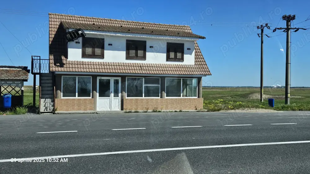 Clădire spațiu comercial situată în loc. Giurgeni, DN 2A KM 105+300, com. Giurgeni,