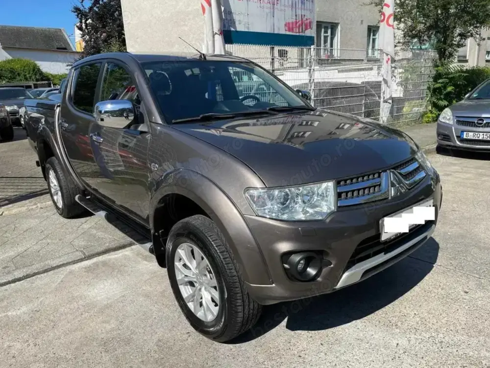 Mitsubishi L200 2014