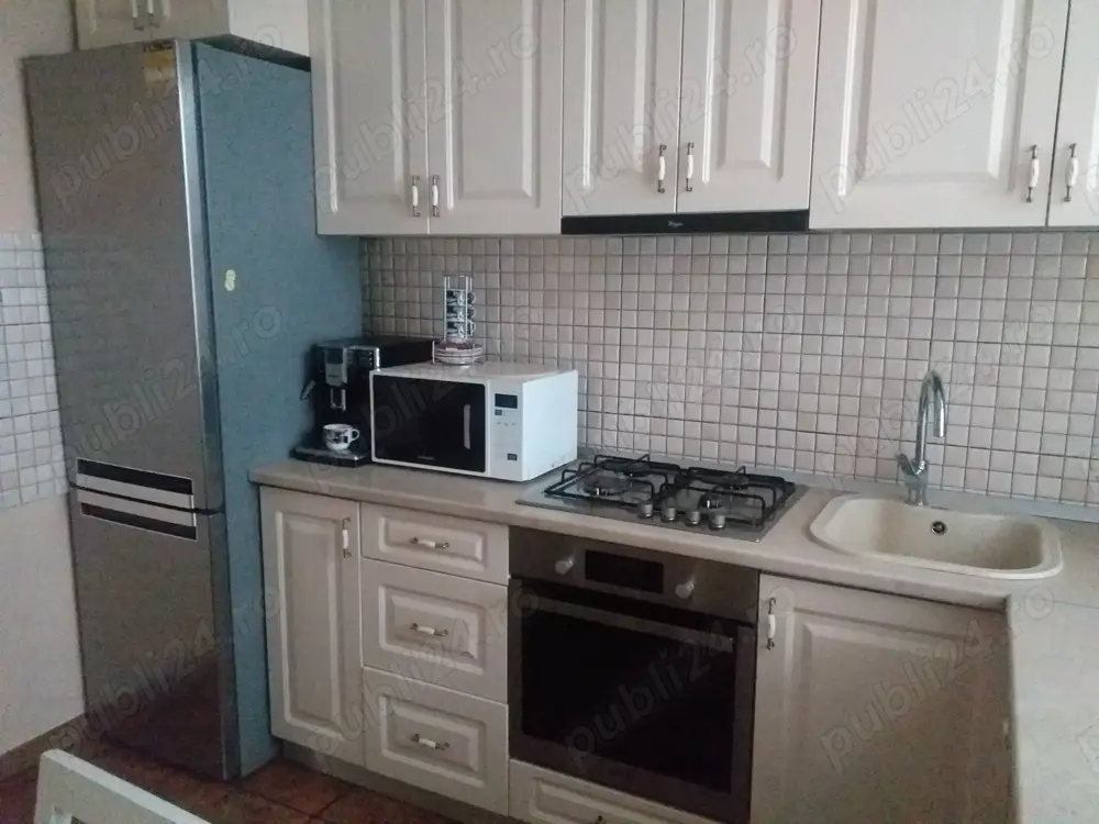 Ultracentral, etaj 1 4, garaj la parter