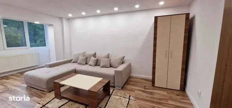 Apartament cu 2 camere centrla proprie  etaju 1 Aradului