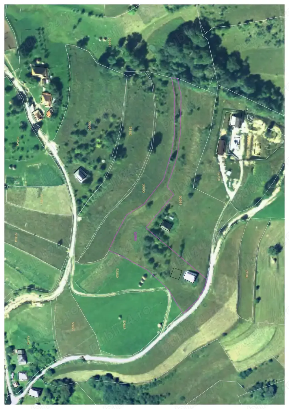 Casă și teren de vânzare în sat Vișagu, com. Săcuieu, jud. Cluj