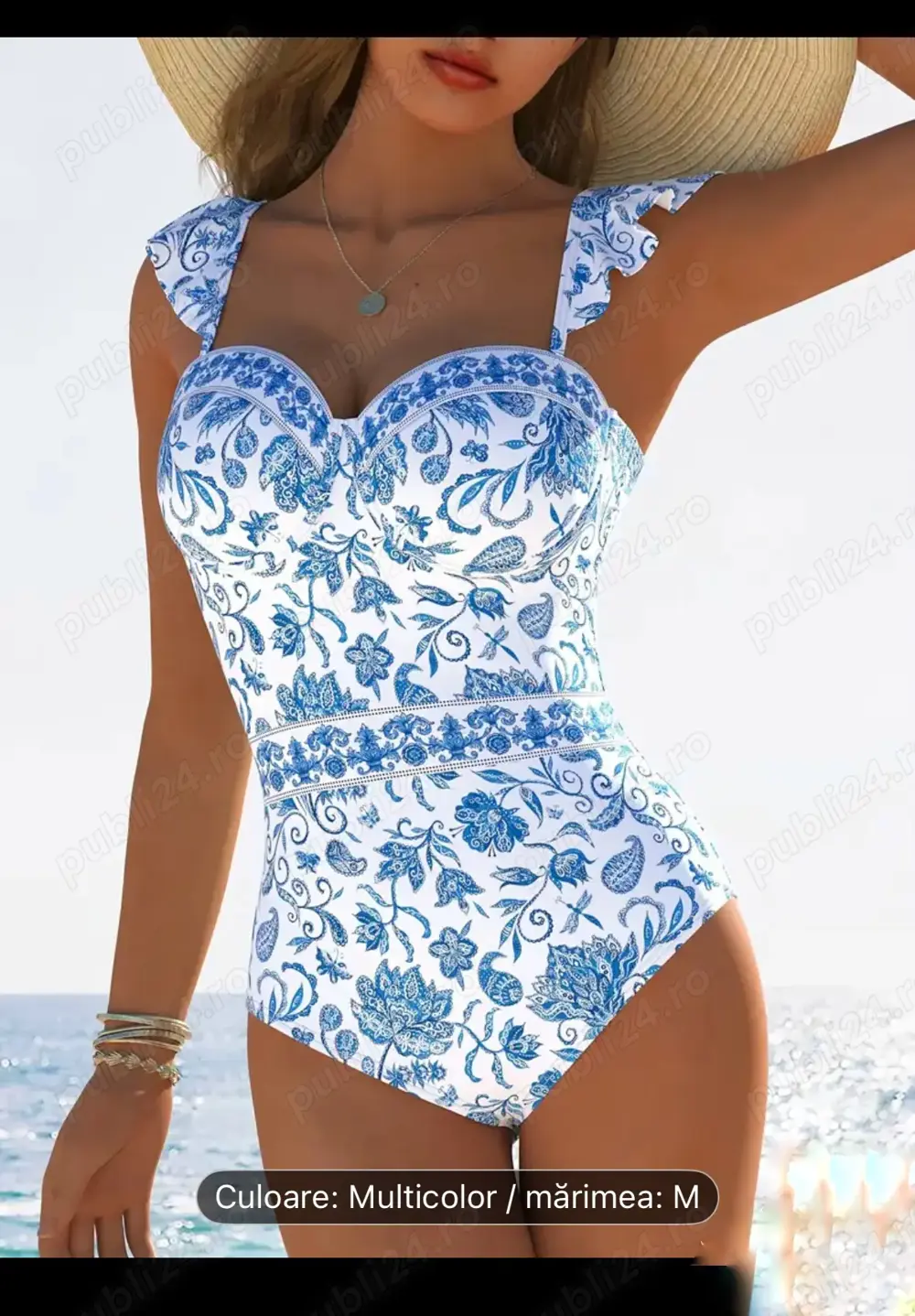 Vând costum de baie 