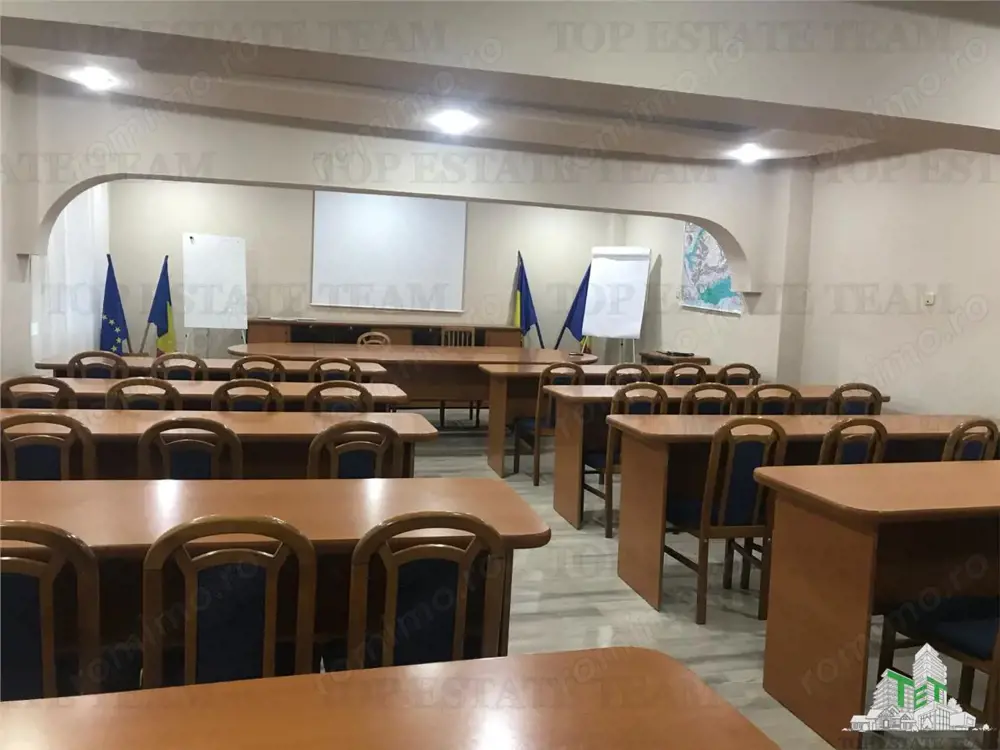 Hotel elegant - de vanzare - Braila