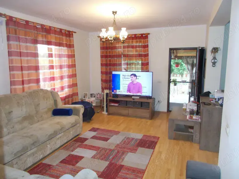 Vila, Sanandrei, central, 5 camere, 160mp utili, 836mp, un loc placut si linistit in zona centrala