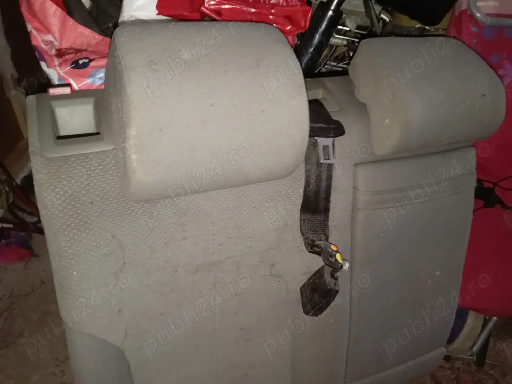 Scaun spate WW Pasat model B5.
