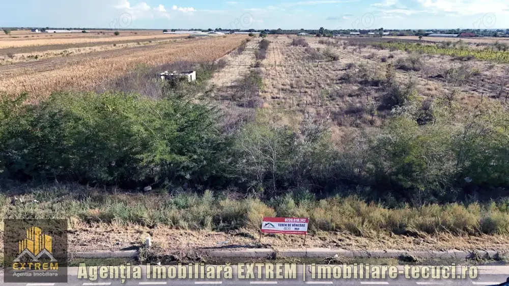 Teren extravilan 4500mp, deschidere 18 ml, între Tecuci și Matca