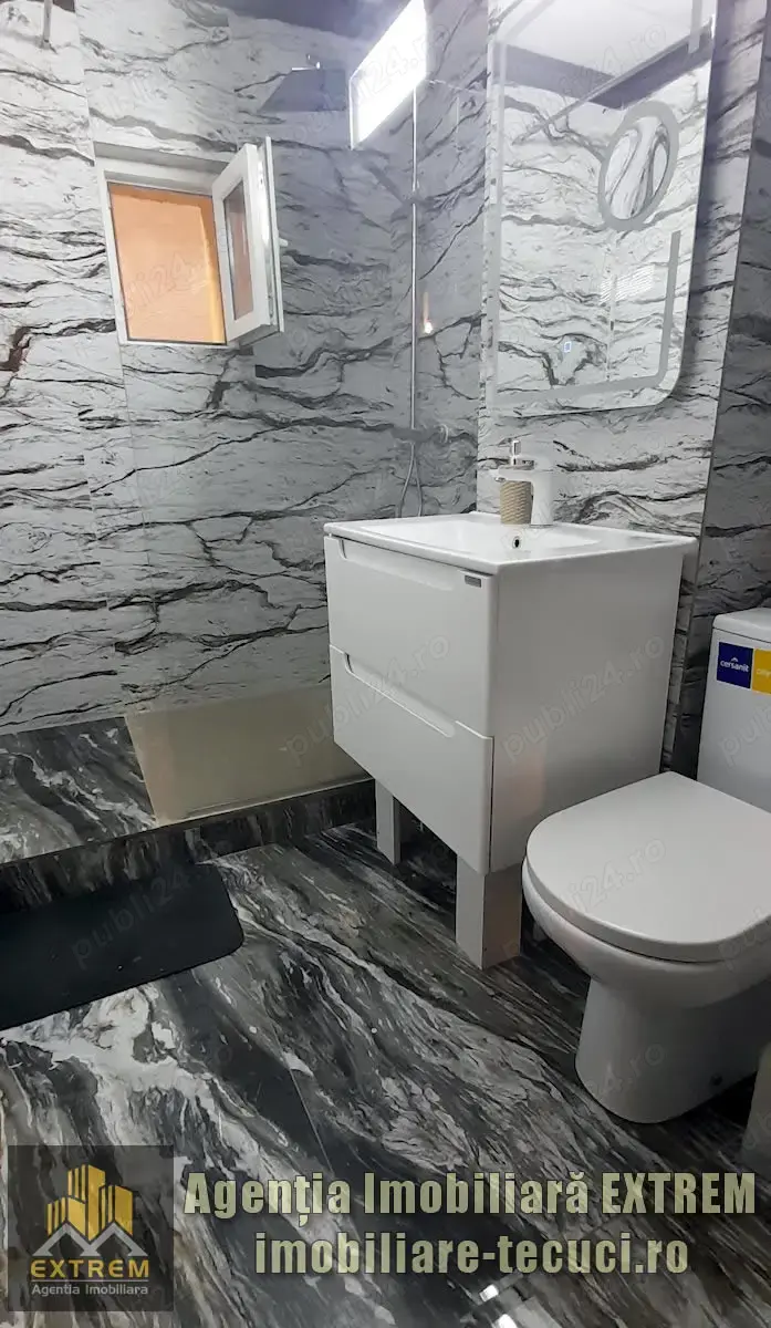 Apartament de lux cu 2 camere, 52mp, etaj 4, vis-a-vis de școala 11 Tecuci