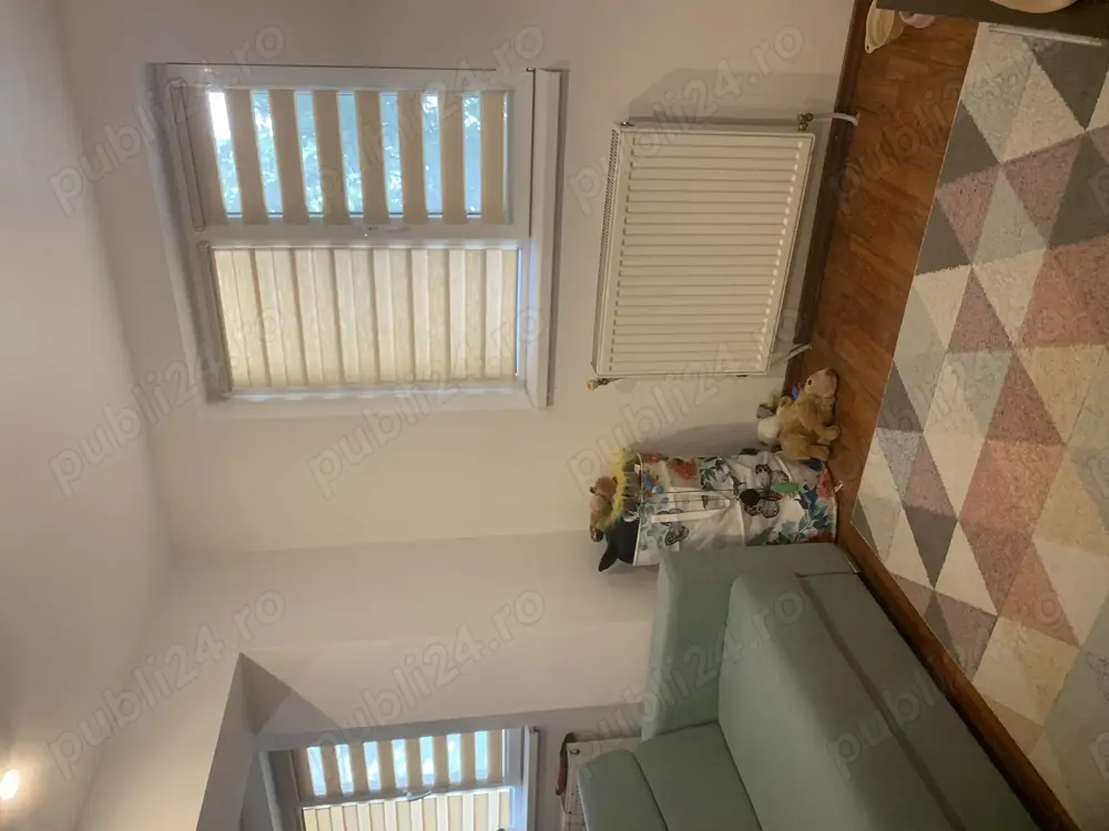 Vând apartament 3 camere 