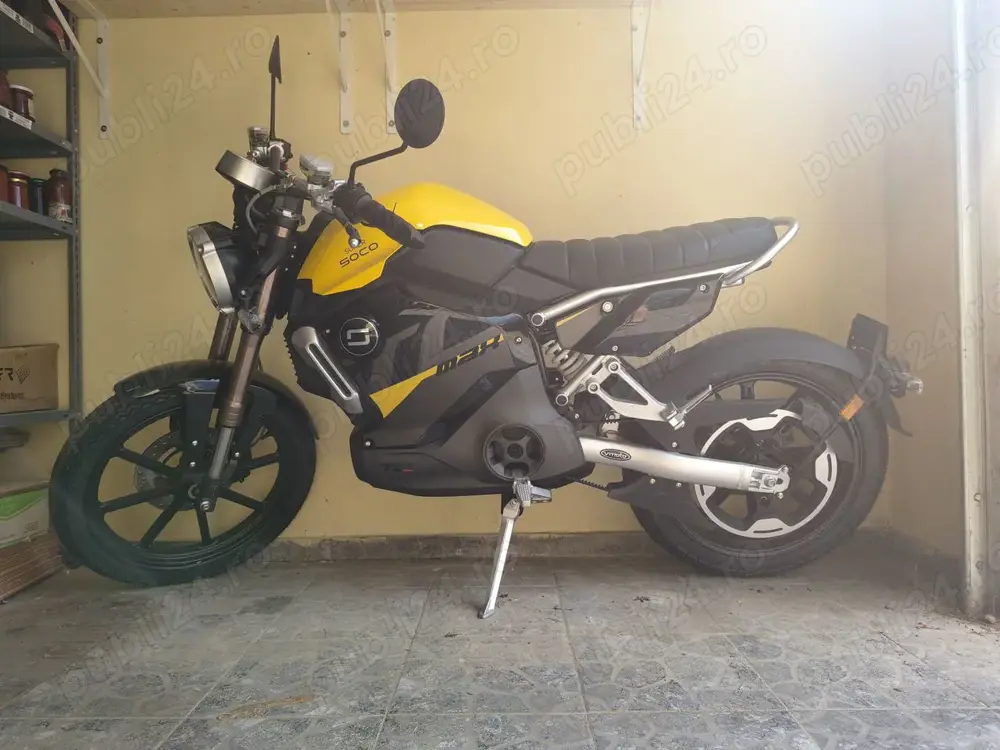 Vand motocicleta Super Soco