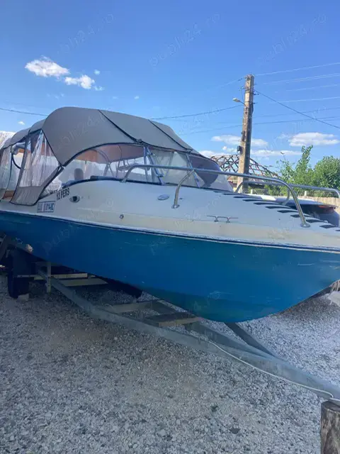 Vand barca Corsar 700 Tour cu motor Suzuki 150 cp