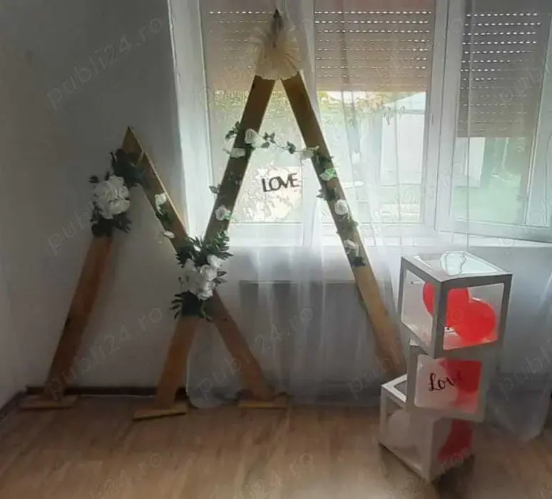 vand Decor cu flori albe