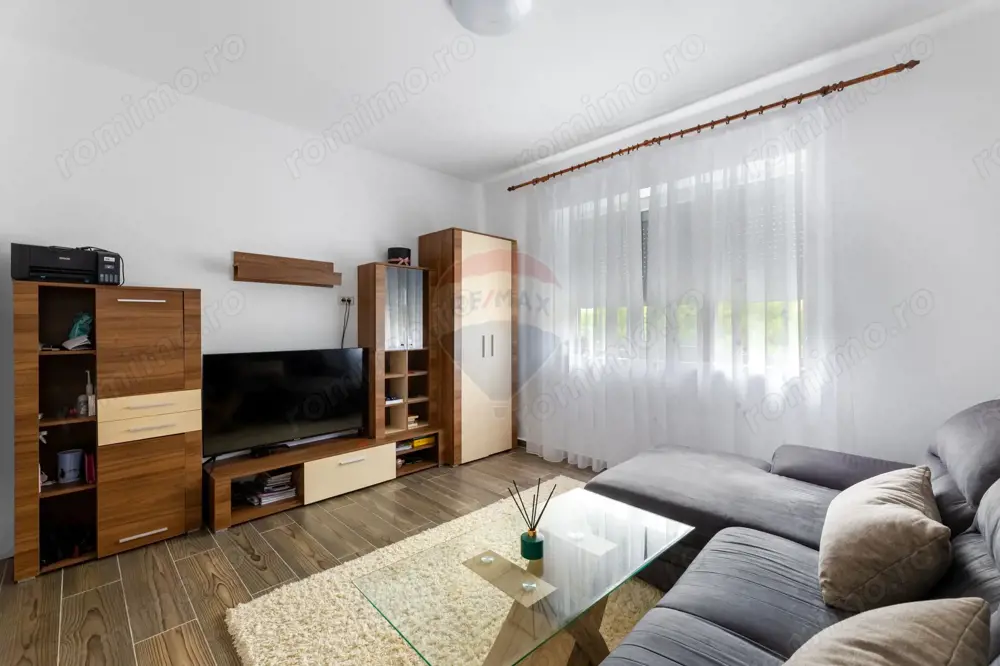 Apartament cu 2 camere de închiriat în zona Micalaca