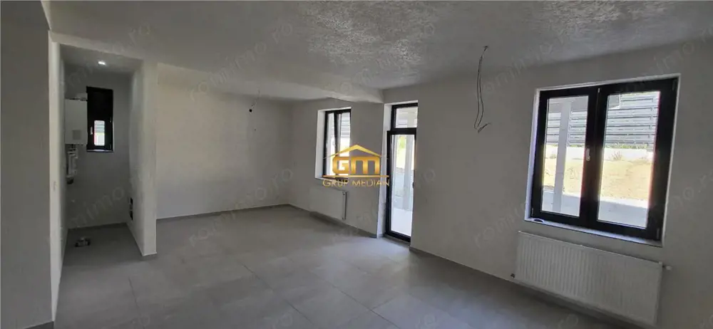 Vila noua P+M, Vladesti