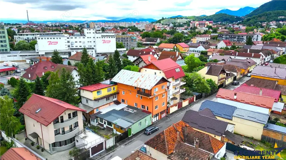 FILM!  Proprietate deschidere oportunitate personalizare + garaj privat, Central, Brasov