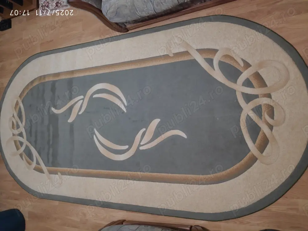 Set Covor de sufragerie și două carpete 