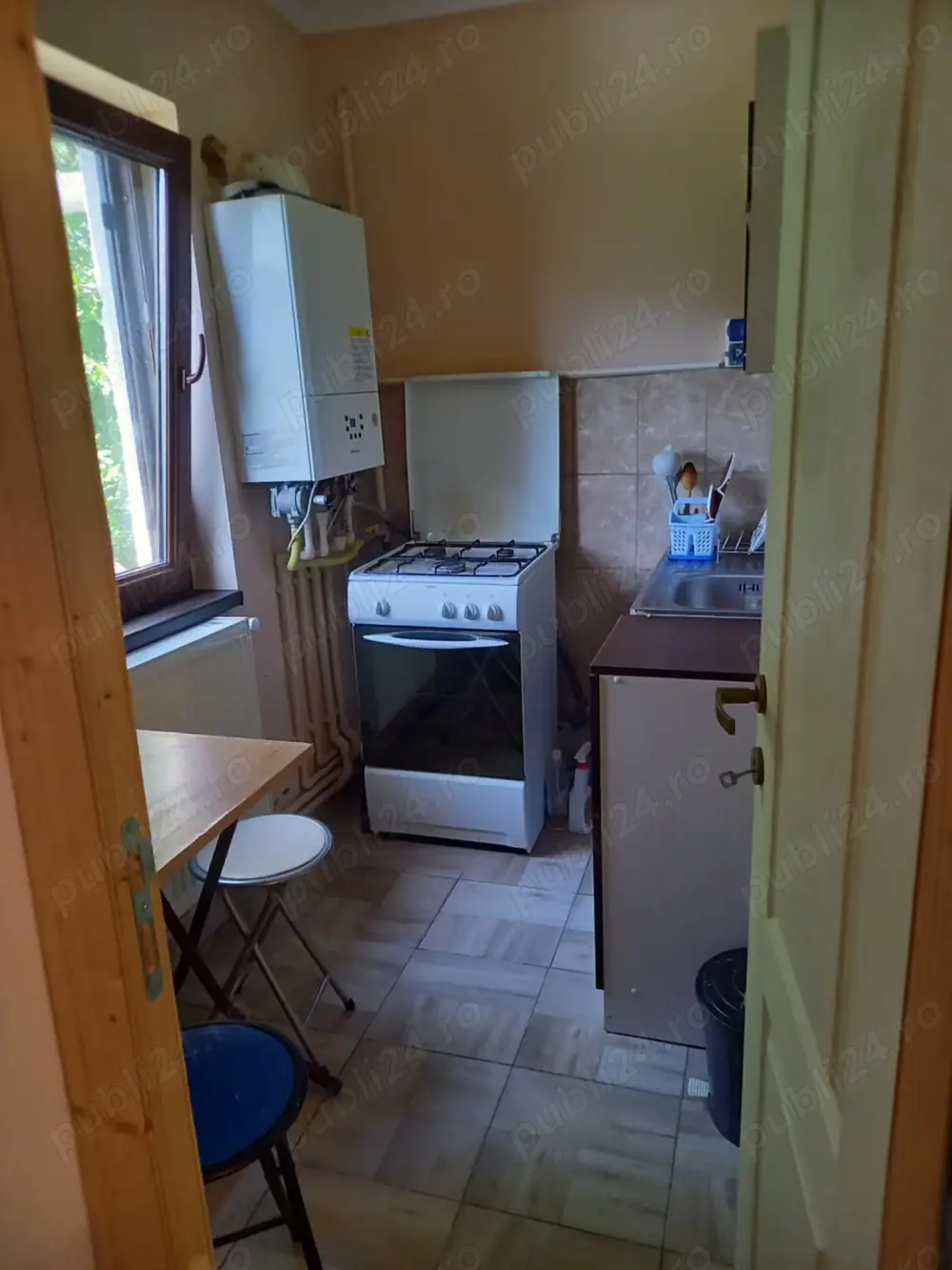 Garsoniera de inchiriat