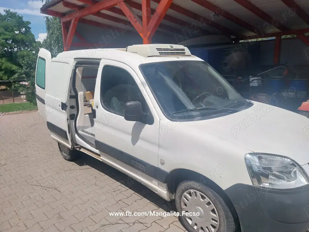 Masina frigorifica -20 C, 12V si 220 V