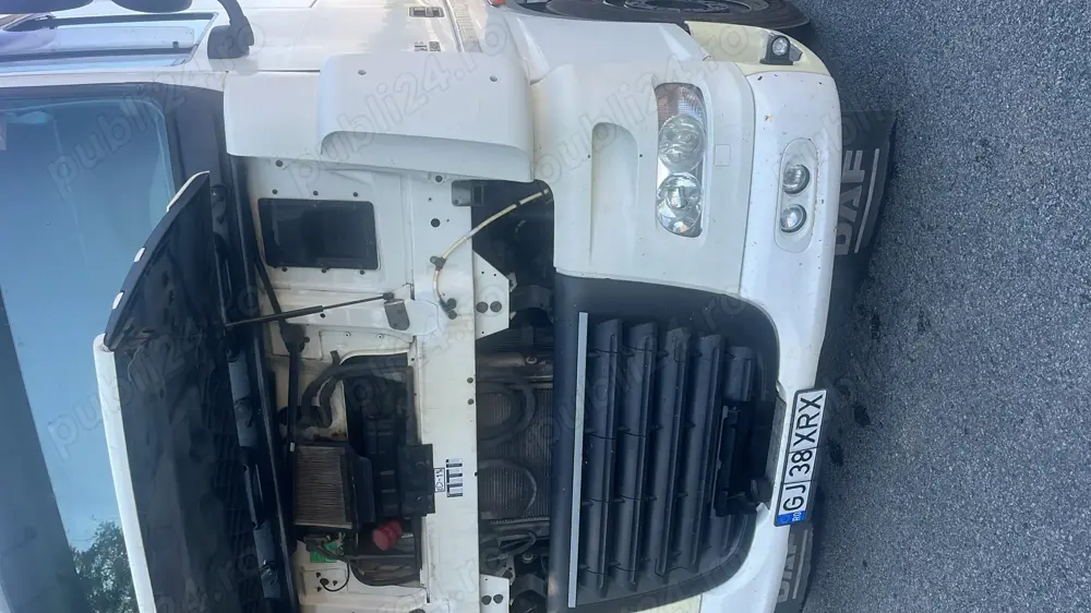 Vând DAF XF 105 