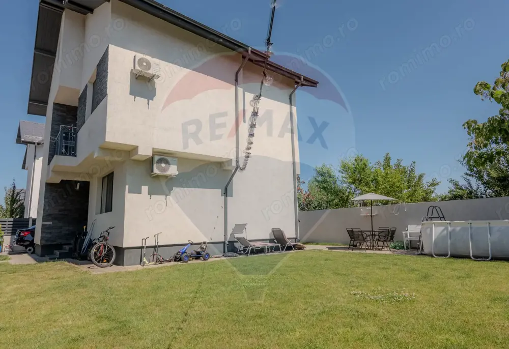 Casă individuală P+1+M mobilată, utilată - Dragomirești Deal