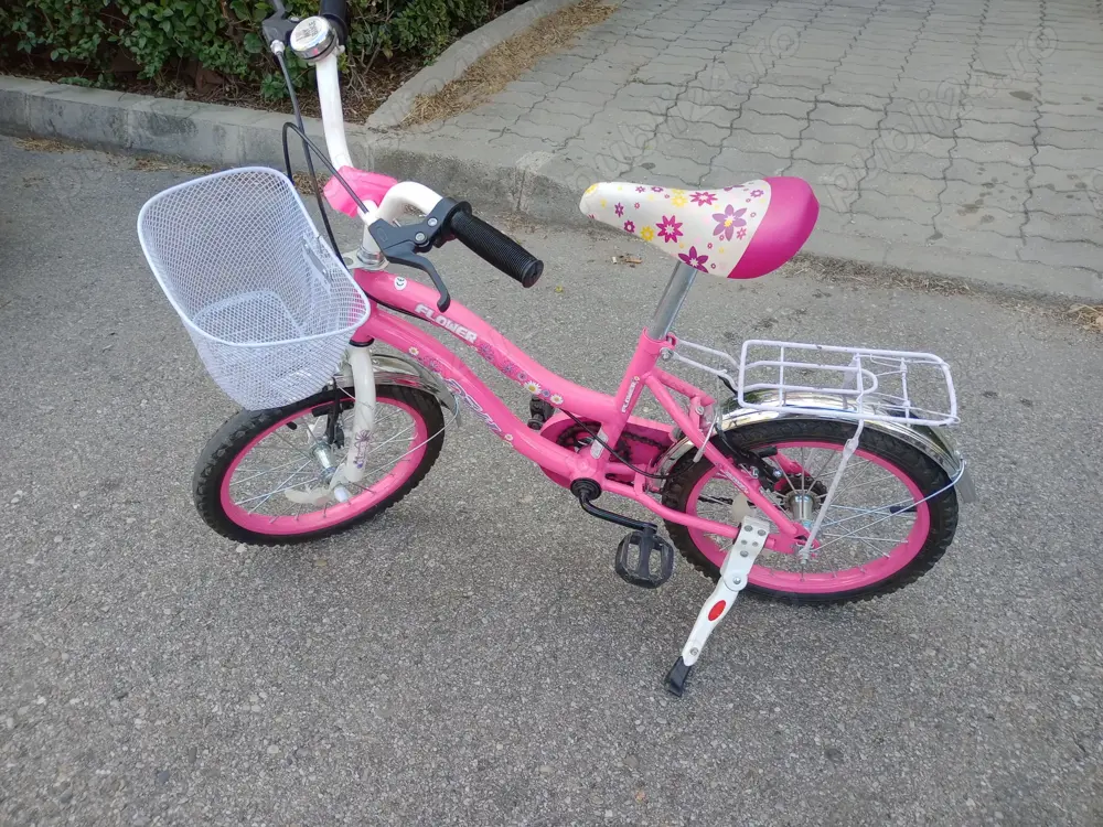 Vind bicicletă copii (fete) cu tot cu cască 