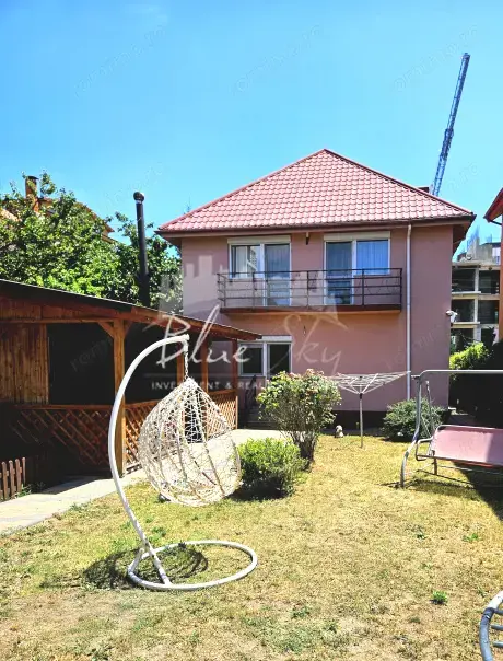 Vila P+1+ pod in Mamaia Sat- Locul unde liniștea se simte acasă 