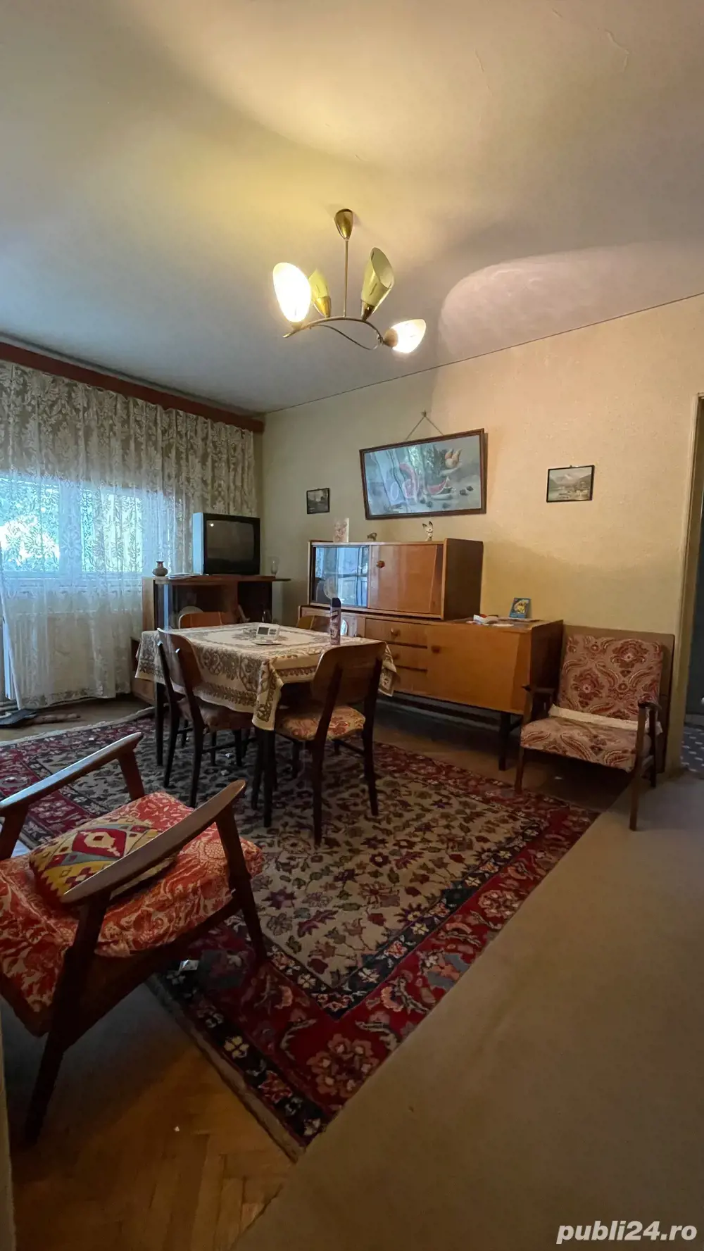 De vanzare apartament cu 3 camere semi. in Galati, Centru
