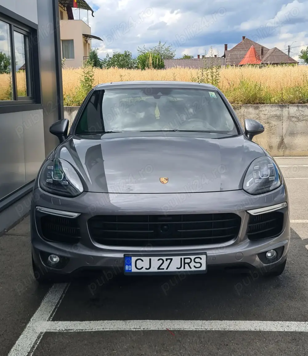 2017 Porsche Caenne S Platinium edition 