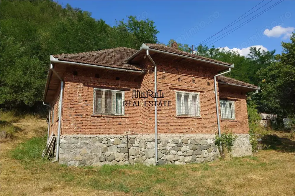 Teren, padure si casa in Dumbrava de Jos, jud. Hunedoara