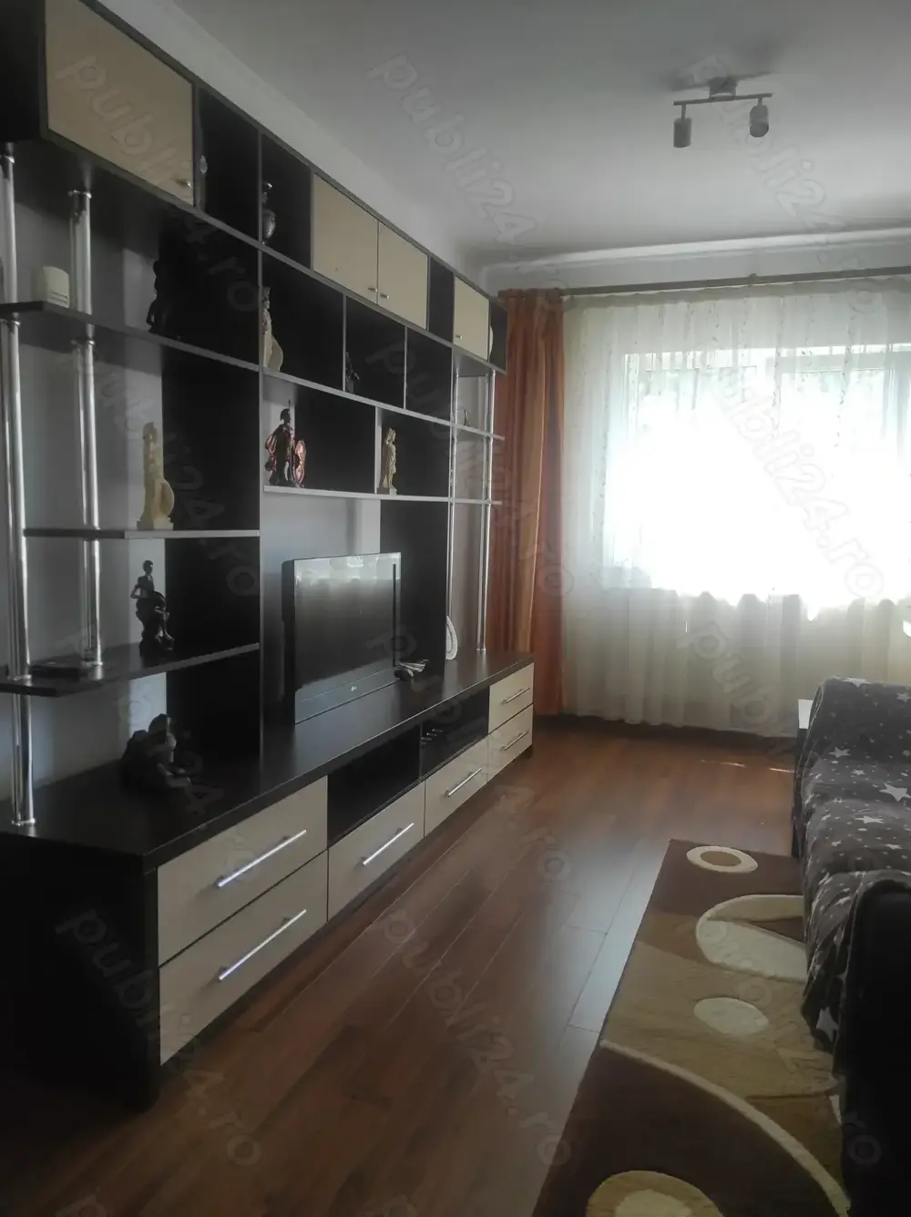 Ap 3 camere,zona I. Corvin