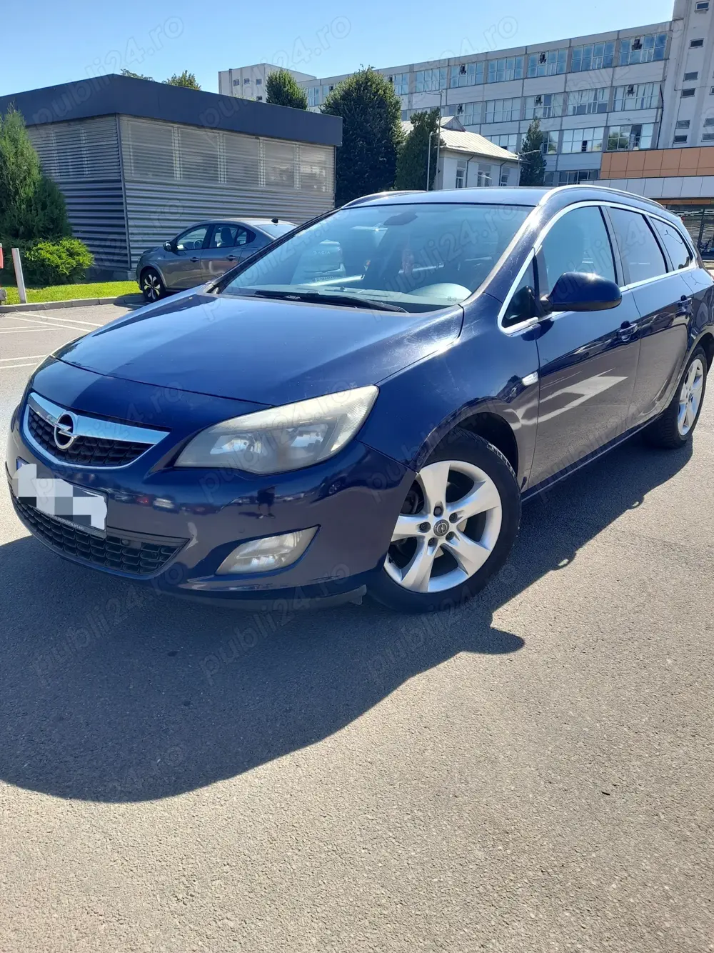 Opel Astra j 1.7diesel an 2012