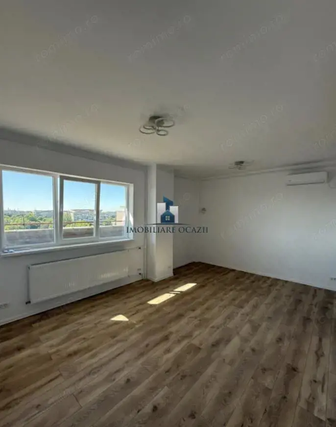 Vanzare Garsoniera Decomandata Bd.Alexandru Obregia