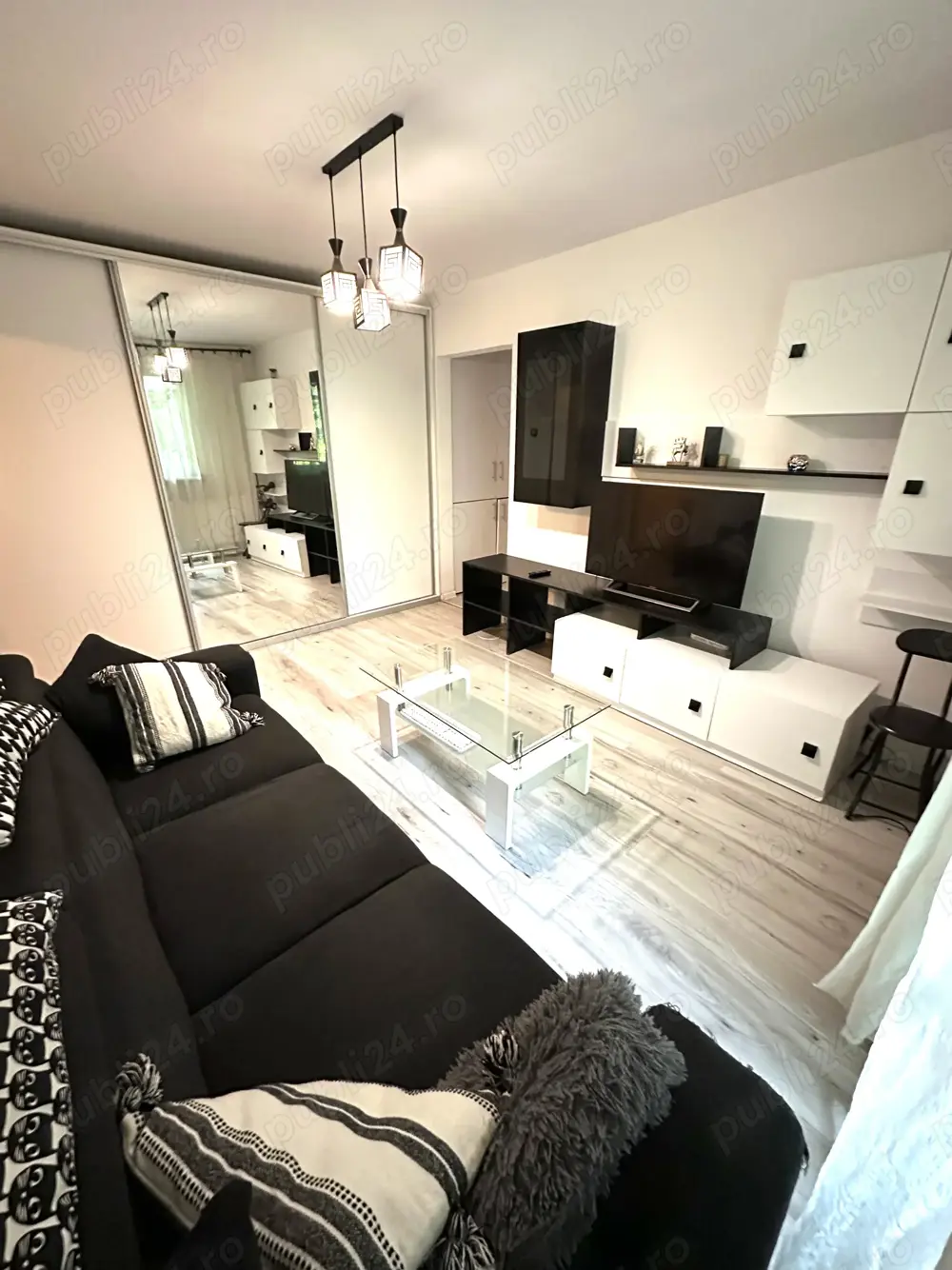 Proprietar inchiriez apartament 2 camere + parcare - sector 4 - Piața Progresu 