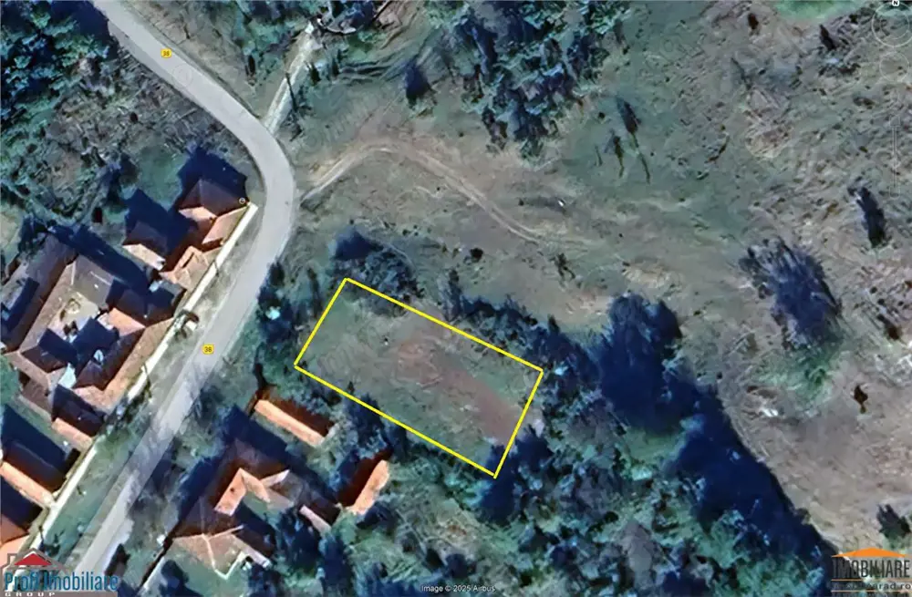 Loc de casa 1080 mp in Gurahont, cart. Iosasel