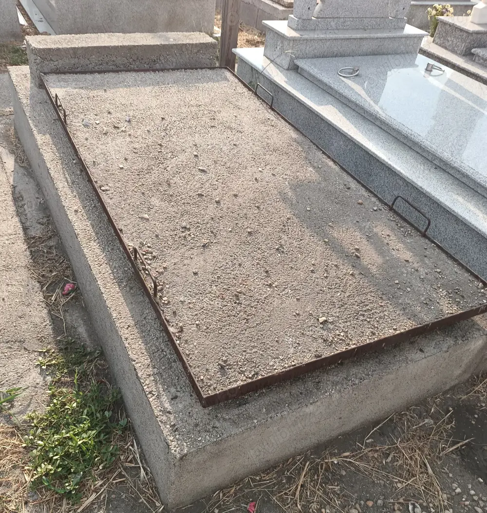 Loc de veci cimitirul Nord 