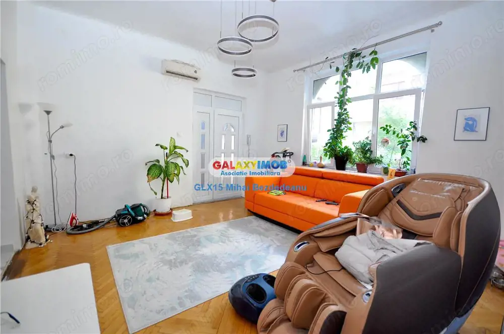 Vanzare apartament 3 camere in Vila in zona Cismigiu - Vasile Parvan.