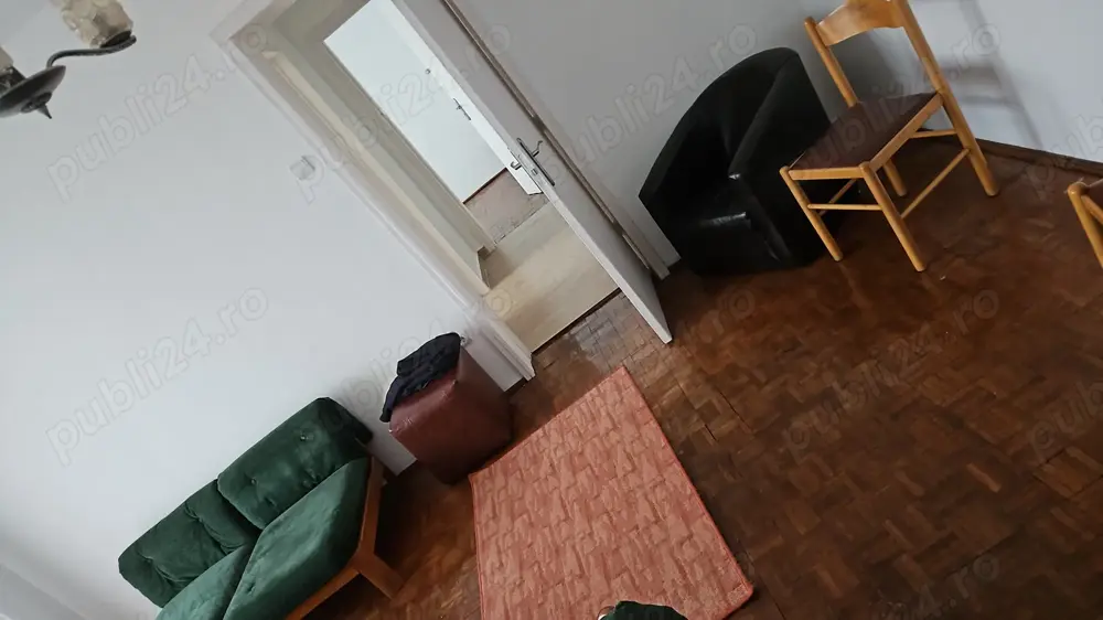 Vand apartament 3 camere Milea