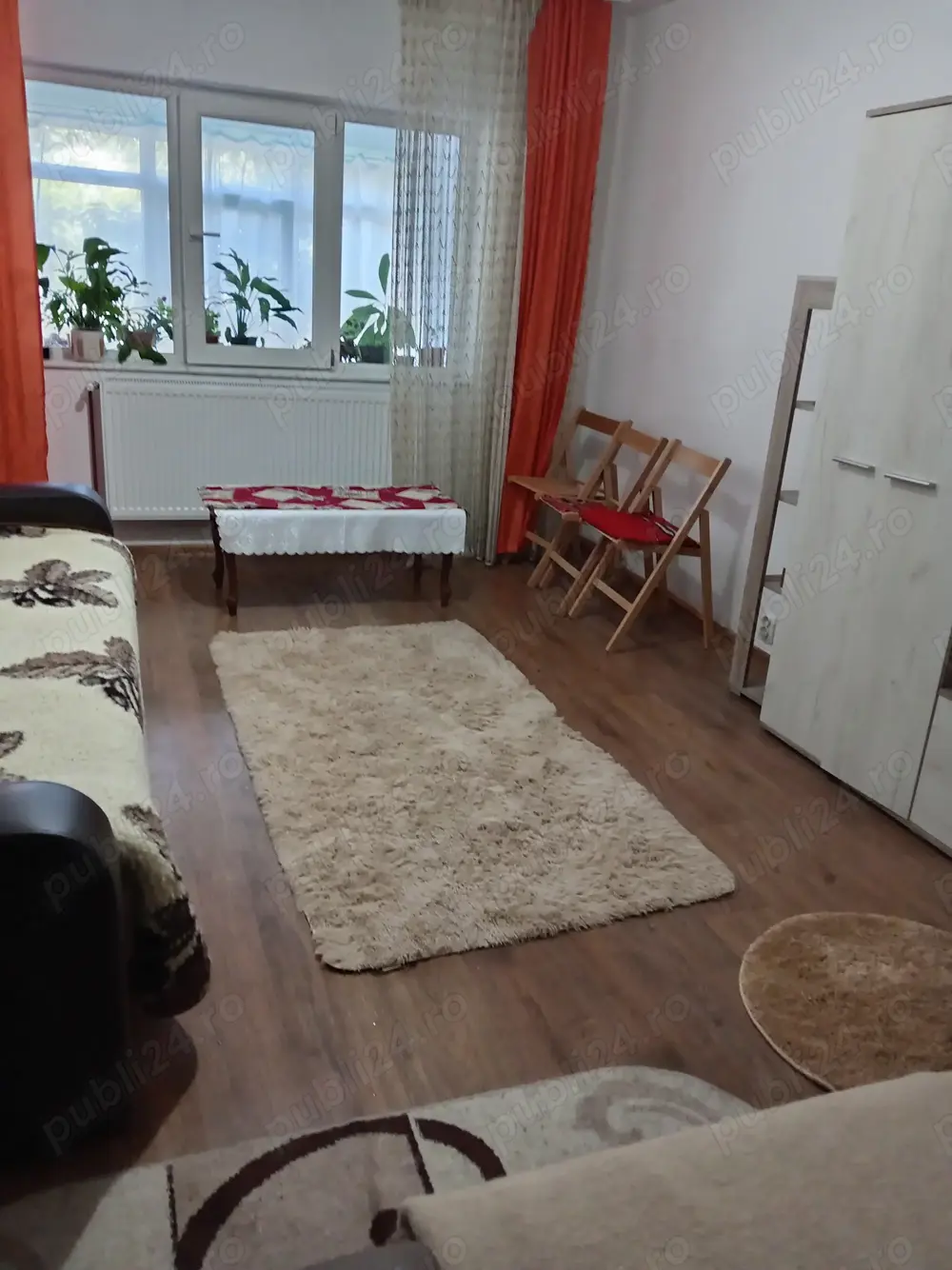Apartament de vânzare parter cu balcon
