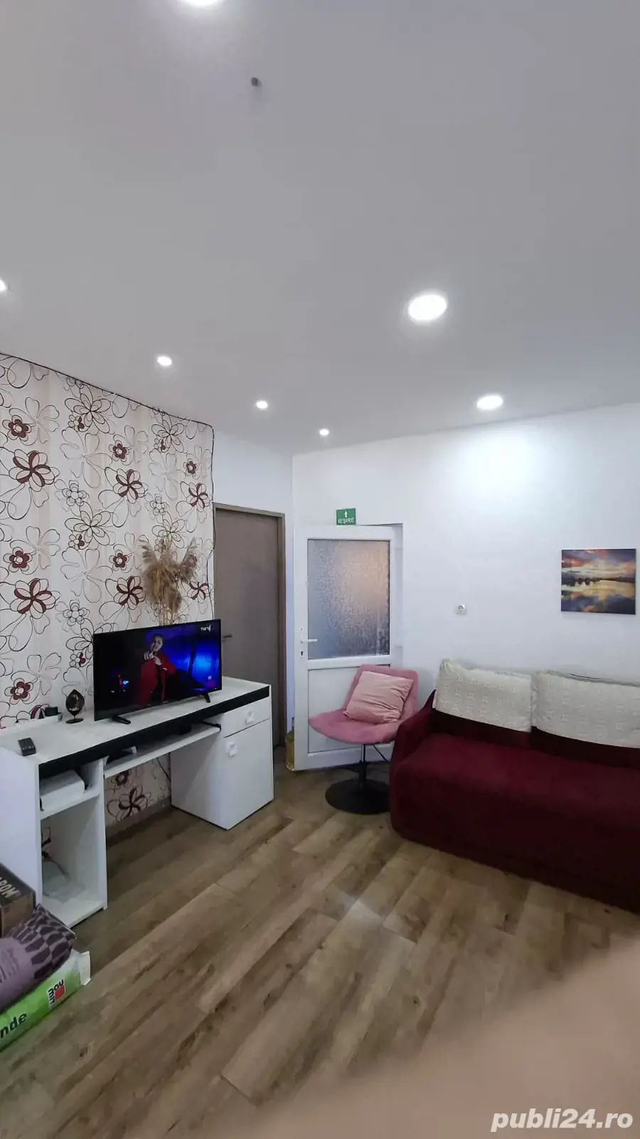 Vanzare apartament o cameră parter
