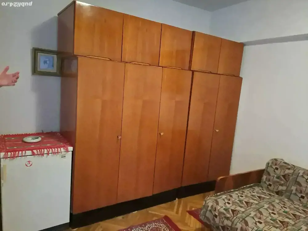 Aproape de complexul studentesc-Cu centrala -garsoniera et.1