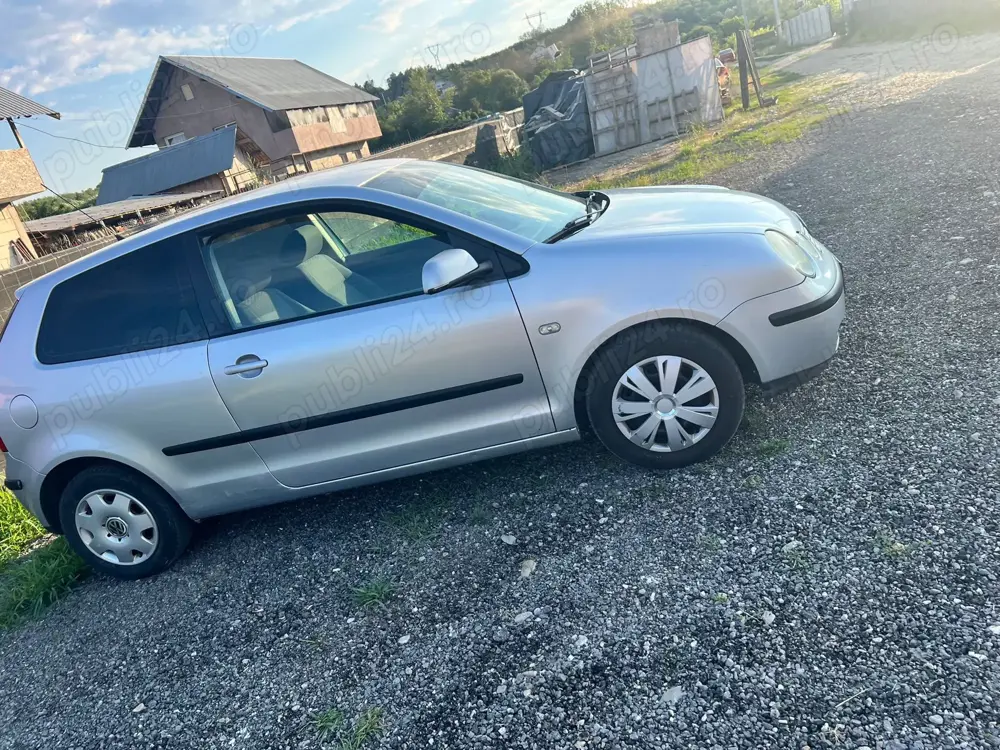 Vând Volkswagen Polo