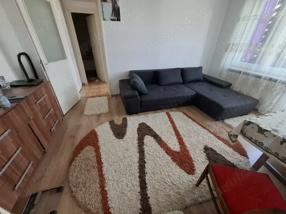 Cartier Sasar   ap. 2 camere, semidecomandat, cu balcon