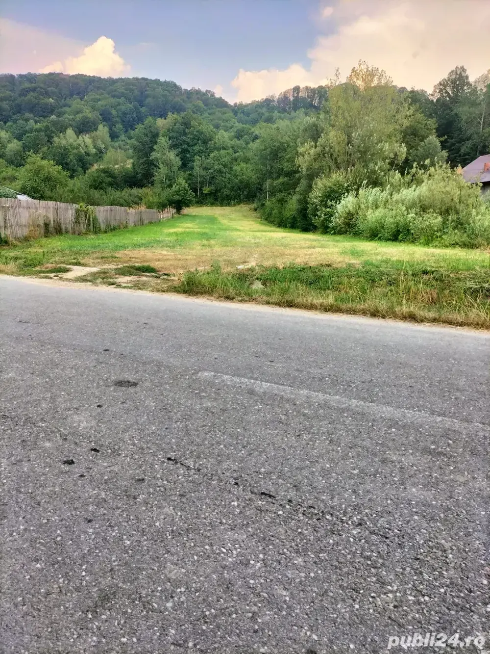 teren de vanzare