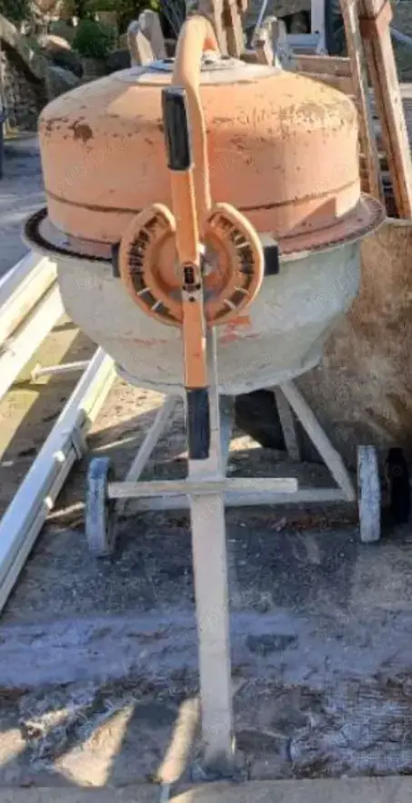 Betoniera Lescha Altrad de 125 litri 