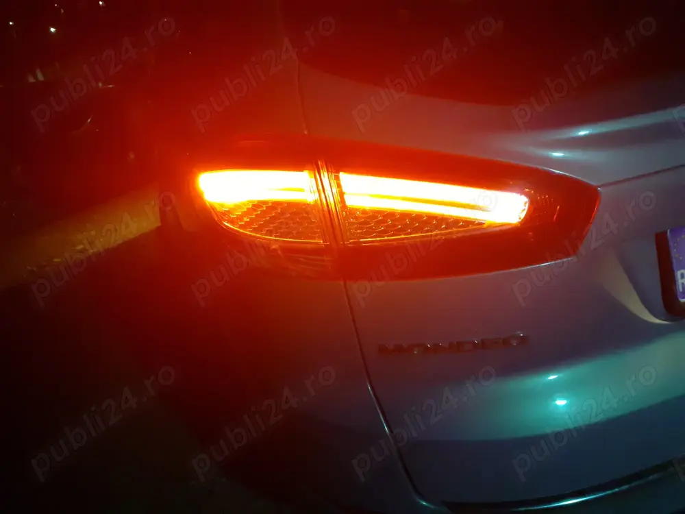 Tripla cu led pentru Ford Mondeo Combi 2010