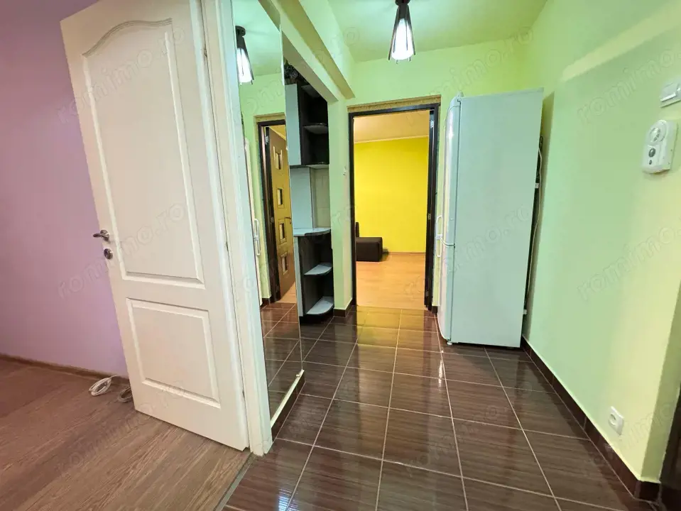 2 Camere Decomandat gata de mutat 