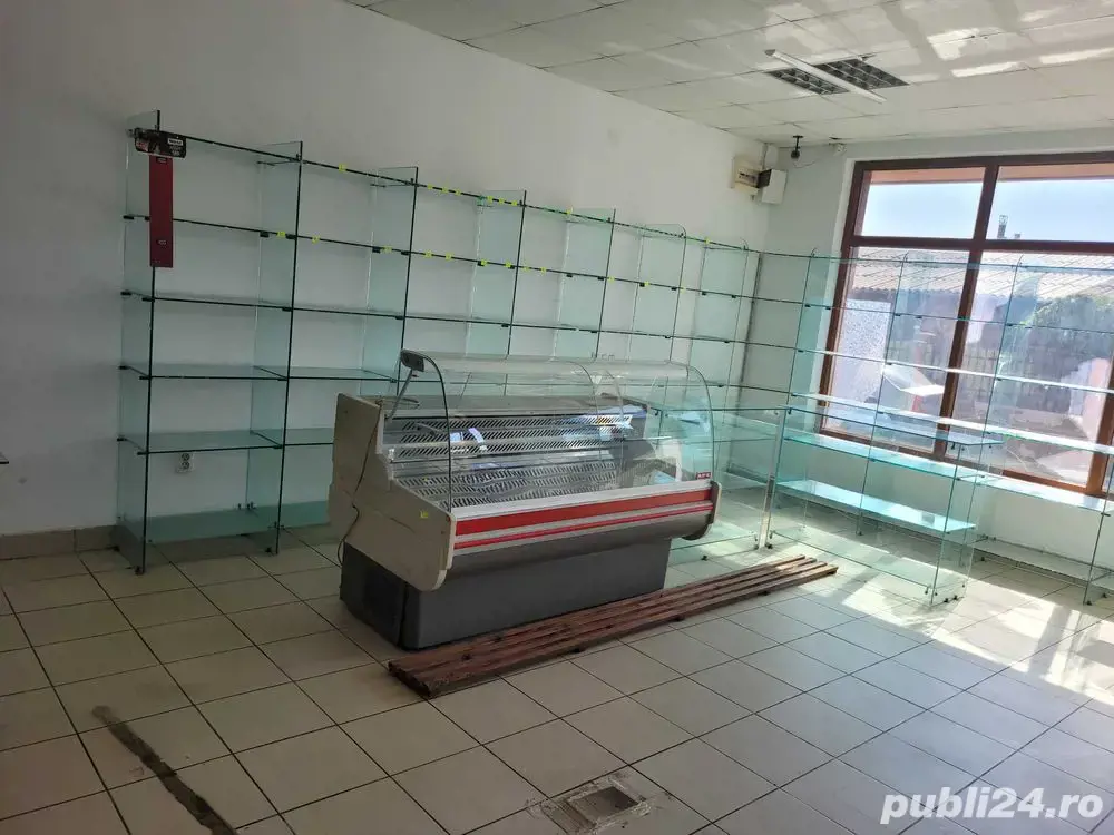 Spațiu comercial de inchiriat Spațiu comercial de inchiriat